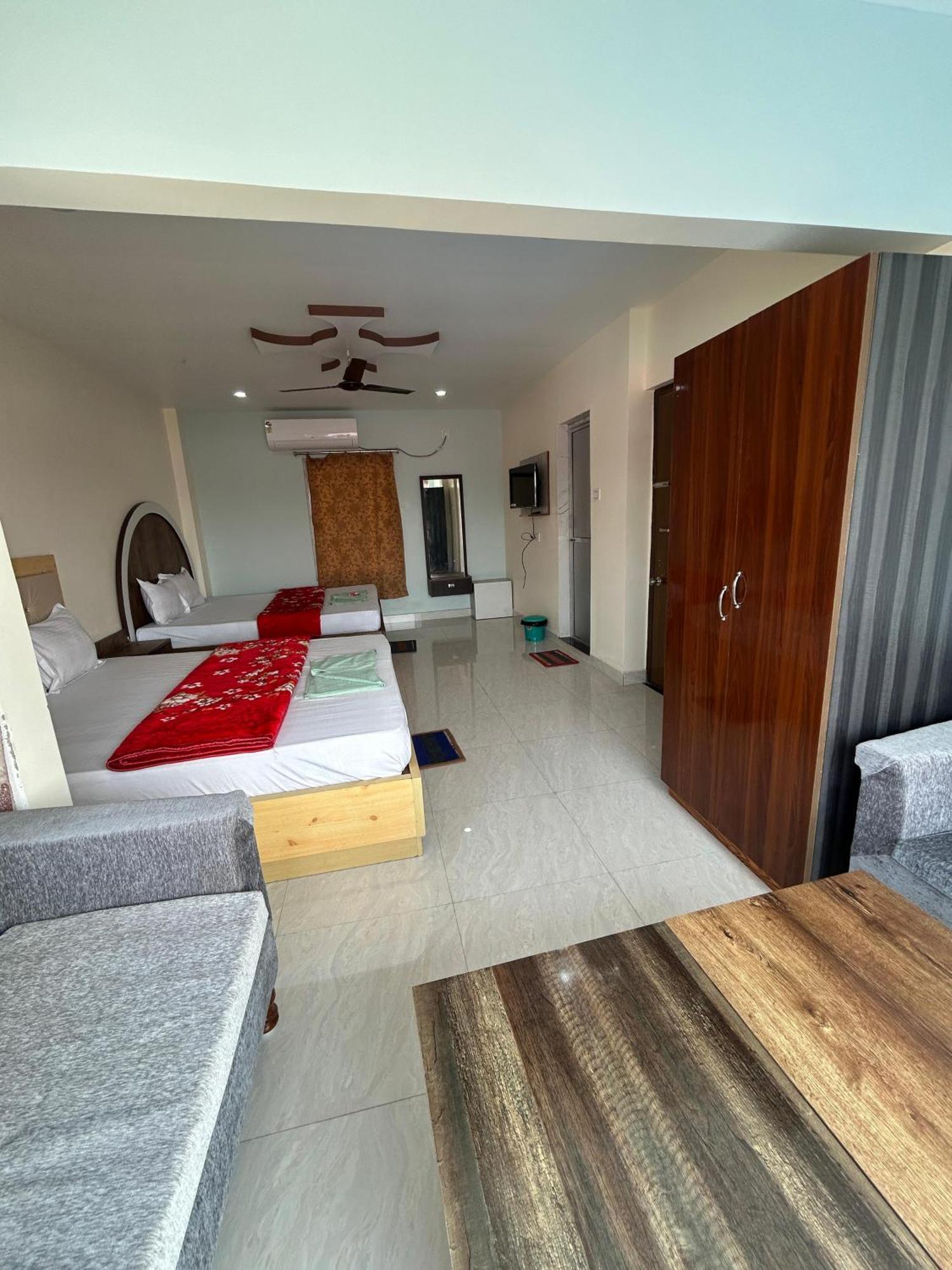 Prantik Hotel And Resorts Tajpur Exterior foto